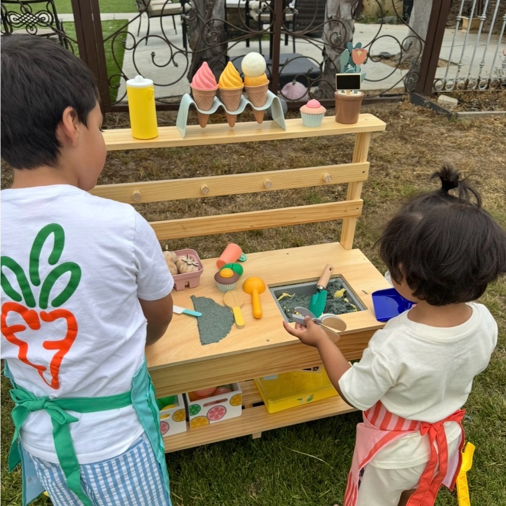 Natural Wood Kids Play Stand - Picture 4 of 5